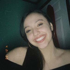 Meet your Posher, Alyssa